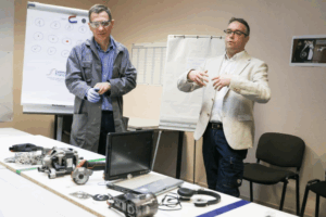 Républicain Lorrain 14 avr. 2024 Daimantel produit des aimants recyclés pour l’industrie et c’est rare Républicain Lorrain 14 avr. 2024 Daimantel produit des aimants recyclés pour l’industrie et c’est rare